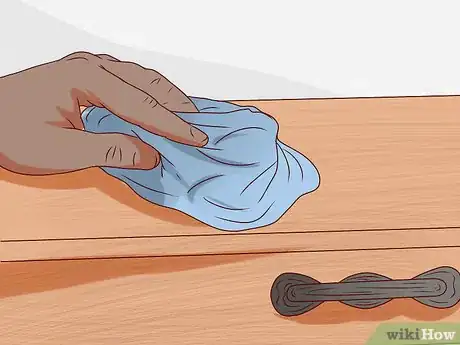 Imagen titulada Remove Shellac Step 11