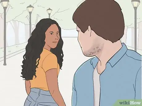 Imagen titulada Flirt Using Body Language (Girls) Step 3