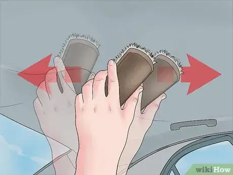 Imagen titulada Clean a Car Ceiling Step 9