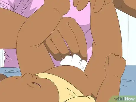 Imagen titulada Help a Female Child Provide a Urine Sample Step 11