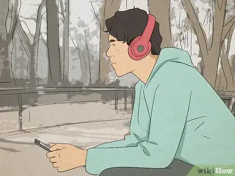 Imagen titulada What to Do when a Girl Says She Will Text You Later Step 2