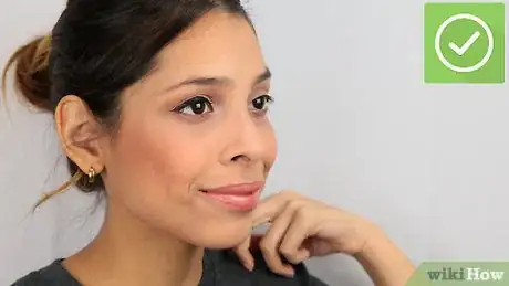 Imagen titulada Apply Simple Every Day Makeup Step 12