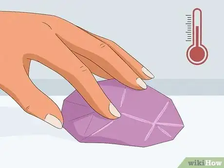 Imagen titulada Tell if a Crystal Is Real Step 2