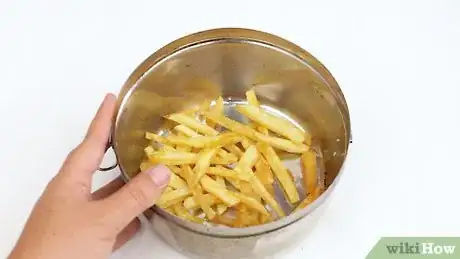 Imagen titulada Reheat French Fries Step 11