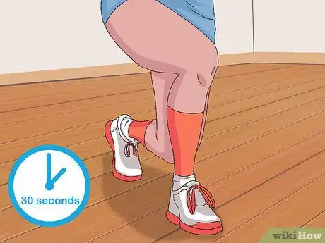 Imagen titulada Stretch for the Splits Step 8