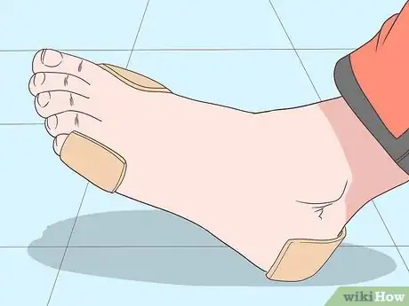 Imagen titulada Prevent Heel Lift in Hiking Boots Step 16
