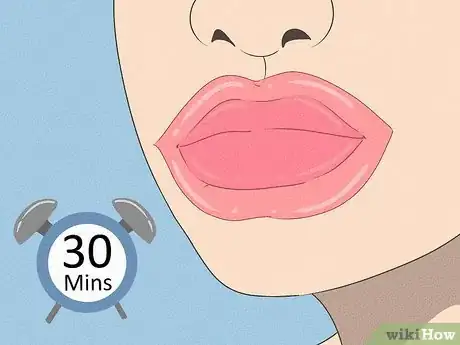 Imagen titulada Use a Collagen Lip Mask Step 6