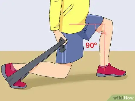 Imagen titulada Do Bicep Curl Resistance Band Exercises Step 11