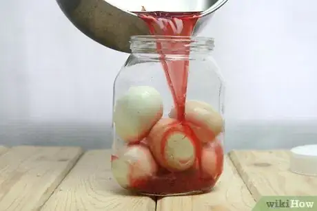 Imagen titulada Pickle Eggs Step 19