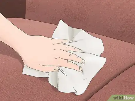 Imagen titulada Get Rid of Bleach Stains Step 18