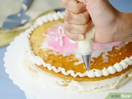 Imagen titulada Defrost a Cake Step 8