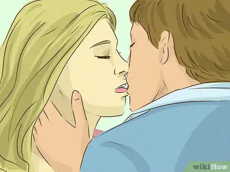 Imagen titulada Have a First Kiss Step 12