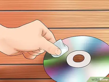 Imagen titulada Make a Non Working Xbox Disk Work Step 6