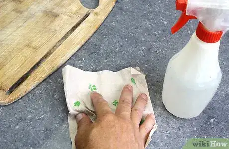 Imagen titulada Clean a Chicken Step 1