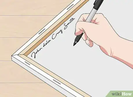 Imagen titulada Sign a Painting Step 7