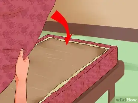 Imagen titulada Upholster a Bench Step 25