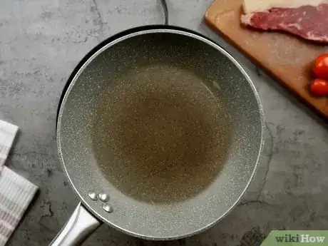Imagen titulada Cook New York Strip Steak Step 1
