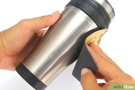Imagen titulada Paint Yeti Cups Step 1