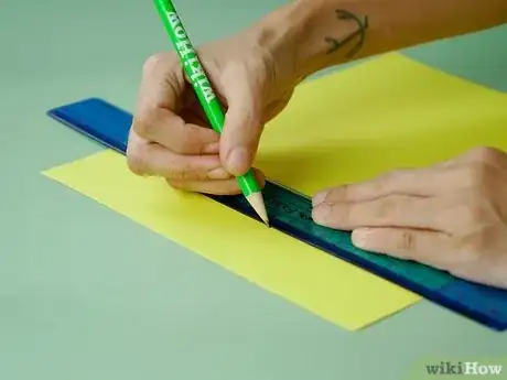 Imagen titulada Cut a Straight Line Step 10