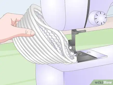 Imagen titulada Make a Rope Basket Step 16