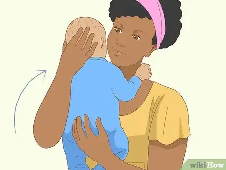 Imagen titulada Cradle Hold a Baby Step 4