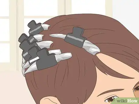 Imagen titulada Dye Hair with Kool Aid Step 17