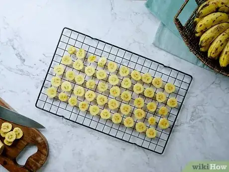 Imagen titulada Make Banana Chips Step 16
