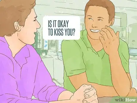 Imagen titulada Get a Kiss on the First Date Step 5