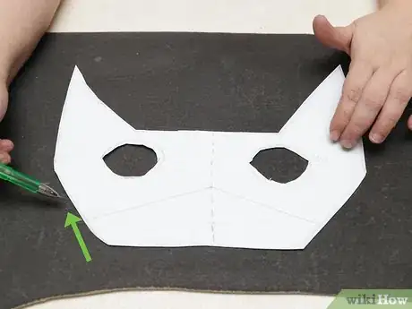 Imagen titulada Make a Batman Mask Step 7