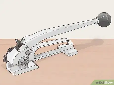 Imagen titulada Use a Uline Strapping Tool Step 18
