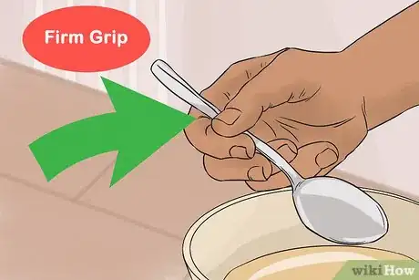Imagen titulada Hold a Spoon Step 8