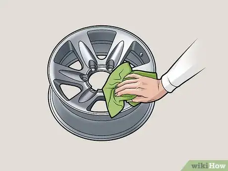 Imagen titulada Polish Aluminum Wheels Step 9