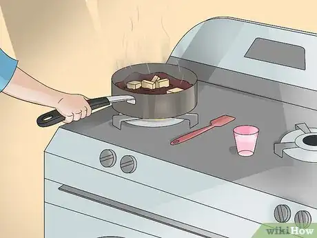 Imagen titulada Make a Volcano Cake Step 2