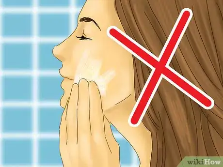 Imagen titulada Prepare for a Microdermabrasion Step 12