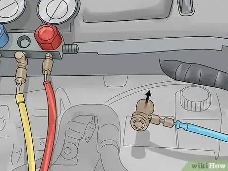 Imagen titulada Put Oil in an AC Compressor Step 16