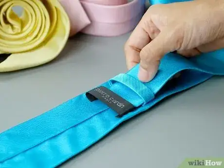 Imagen titulada Pack Ties Step 6