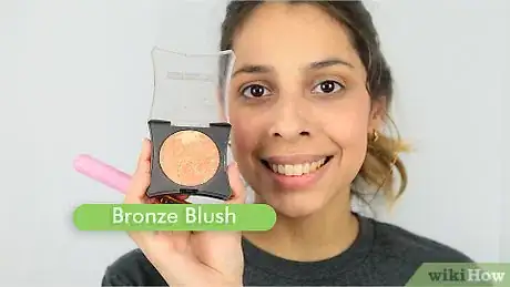 Imagen titulada Apply Blush Step 11