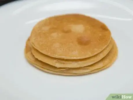 Imagen titulada Eat Pancakes Step 7