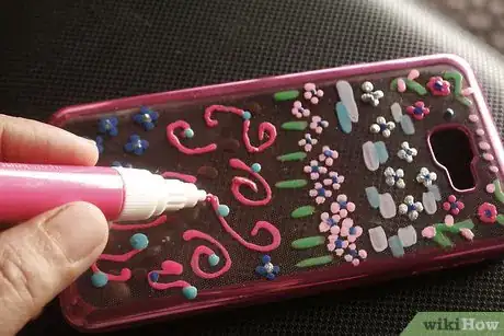 Imagen titulada Decorate Your Cell Phone Step 12