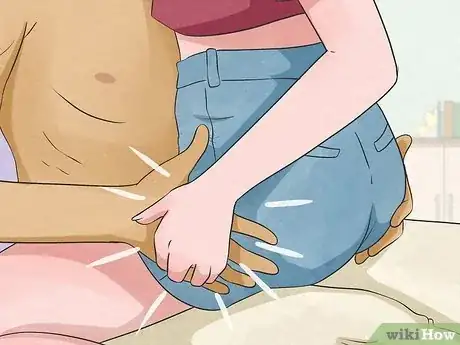 Imagen titulada What to Say when a Guy Asks What You Like in Bed Step 10