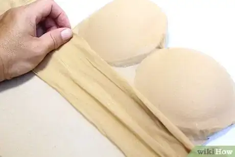 Imagen titulada Make Fake Breasts Step 14