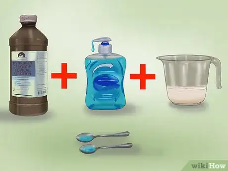 Imagen titulada Care for a Skunk Sprayed Dog Step 2