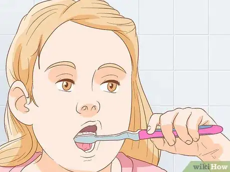 Imagen titulada Stop Tongue Bleeding Step 8