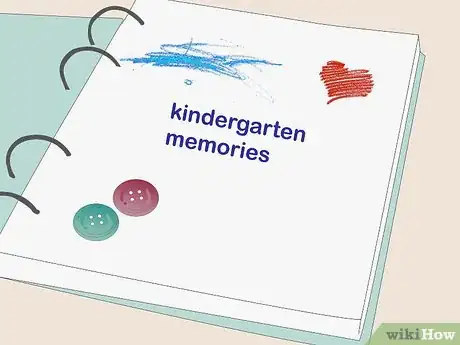 Imagen titulada Make a Best Friends Scrapbook Step 10