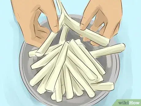 Imagen titulada Eat Cattails Step 7
