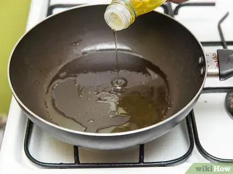 Imagen titulada Eat Pancakes Step 1