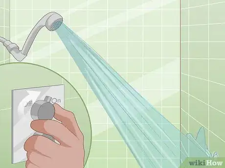 Imagen titulada Clean a Shower Step 13