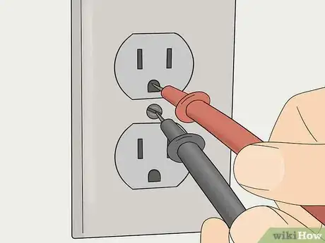 Imagen titulada Test an Outlet with a Multimeter Step 7