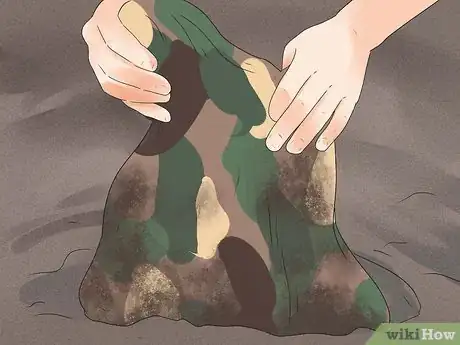 Imagen titulada Make a Ghillie Suit Step 7