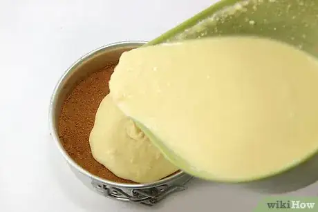 Imagen titulada Make a Bailey's Cheesecake Step 6